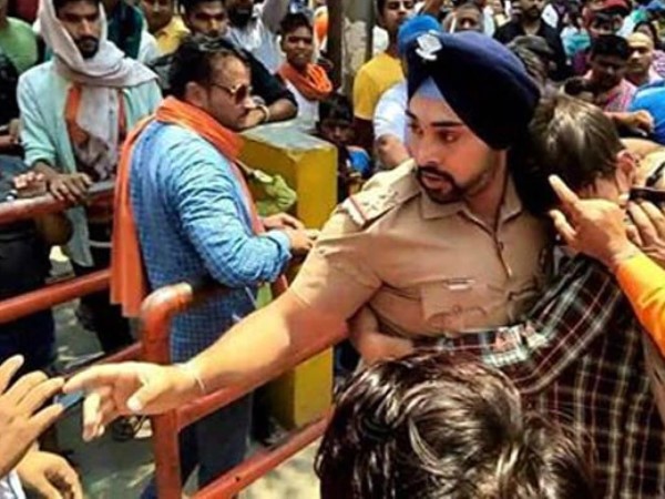 दोनों बालिग थे, हमने उन्हें घर छोड़ा