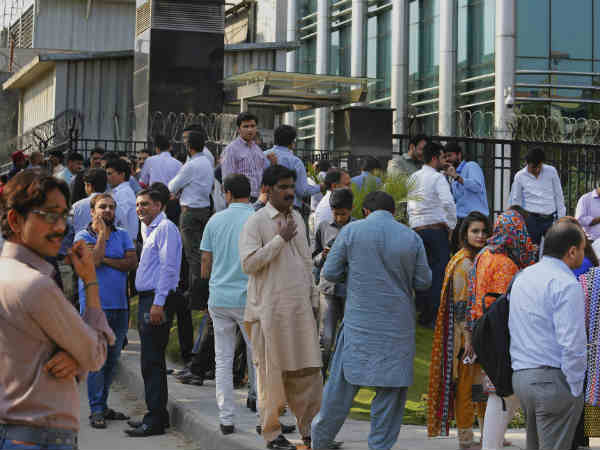 दूसरी बार पांच वर्ष का कार्यकाल पूरा दूसरी बार पांच वर्ष का कार्यकाल पूरा