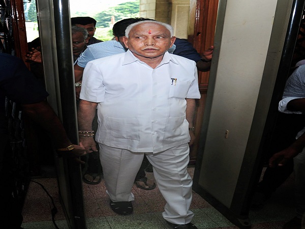 किसानों की लड़ाई लड़ने का दिया संकेत