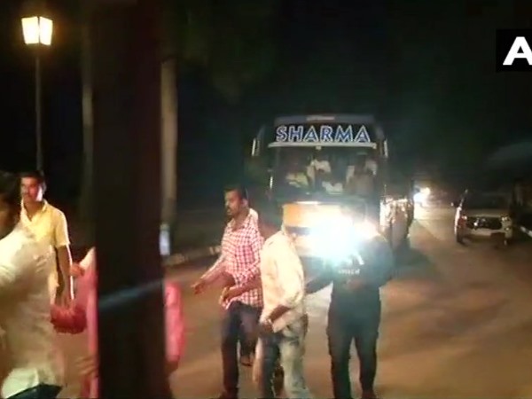 एचडी कुमारस्वामी ने कहा, 'हमें सावधानी बरतनी होगी