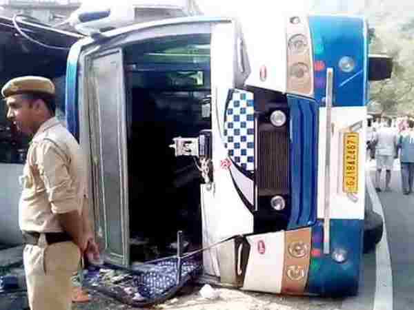 Tourists from Rajasthan injured in accident in accident in Himachal