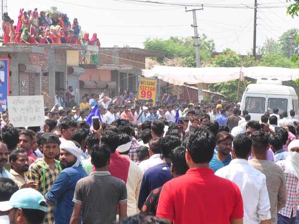 गुरुवार को हुआ अंतिम संस्कार