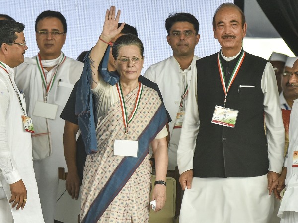 सोनिया गांधी