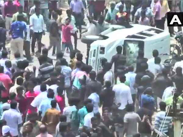 TamilNadu protest in Tuticorin demanding ban on Sterlite Industries several killed
