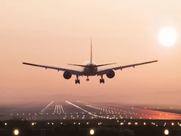 सप्ताह में तीन दिन उड़ान भरेगी विमान सप्ताह में तीन दिन उड़ान भरेगी विमान