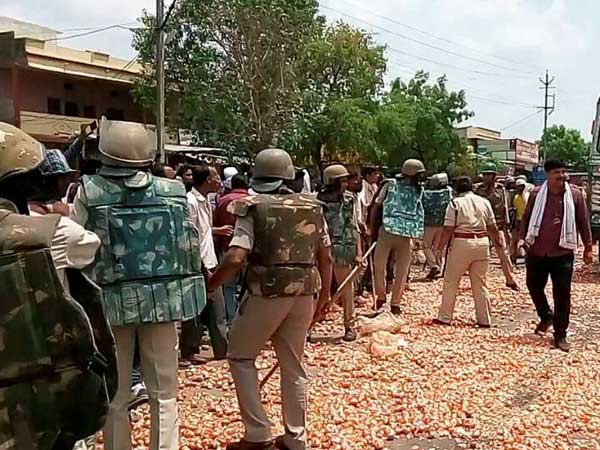 निर्दोष किसान हुए थे पुलिस की गोली के शिकार 
