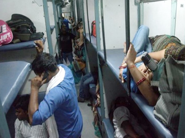 किस श्रेणी में कितना सामान ले जा सकते हैं, जानिये