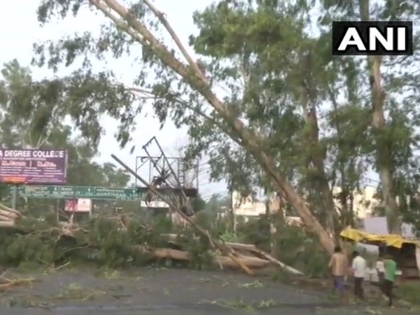 उत्तराखंड में बादल फटा, 15 की मौत 