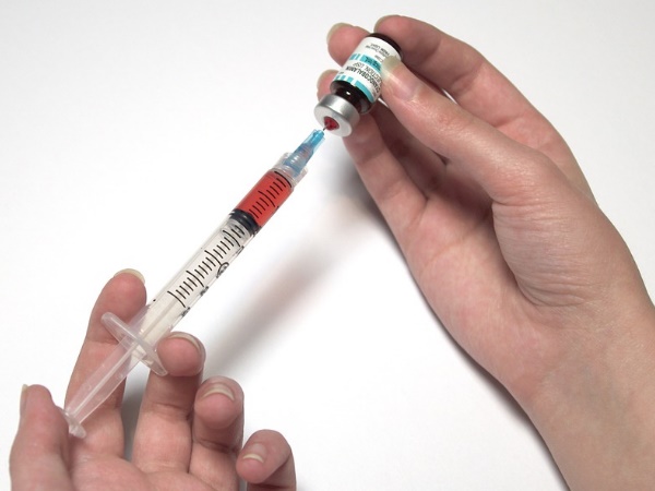 खुद को जानबूझकर एचआईवी से किया संक्रमित