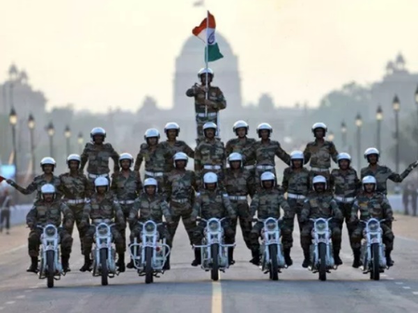 बहादुर फौजी थे हितेश के पिता