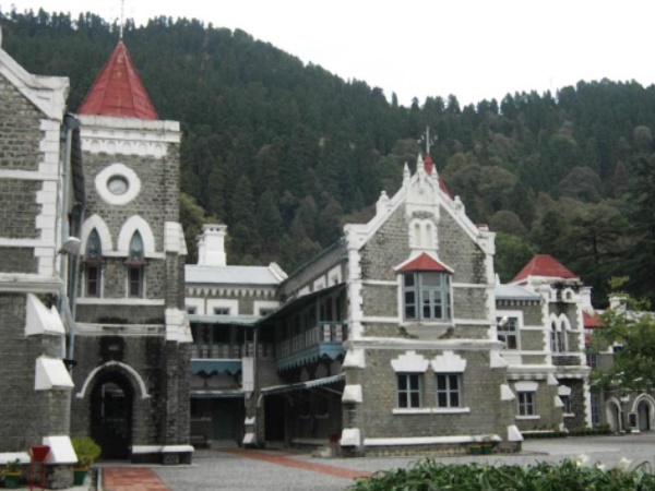 हाईकोर्ट ने पूरे प्रदेश में लगाई रोक