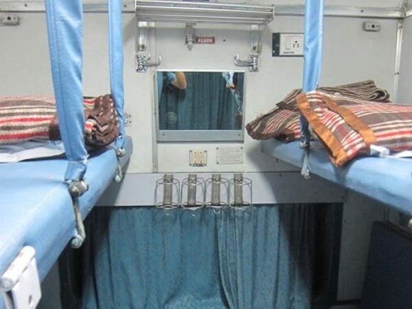 कैग ने अपनी रिपोर्ट में लगाई थी फटकार