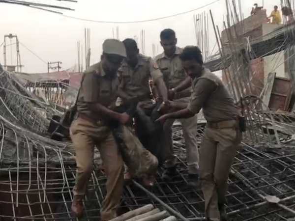 Shelf fallen of an under construction school in Hardoi