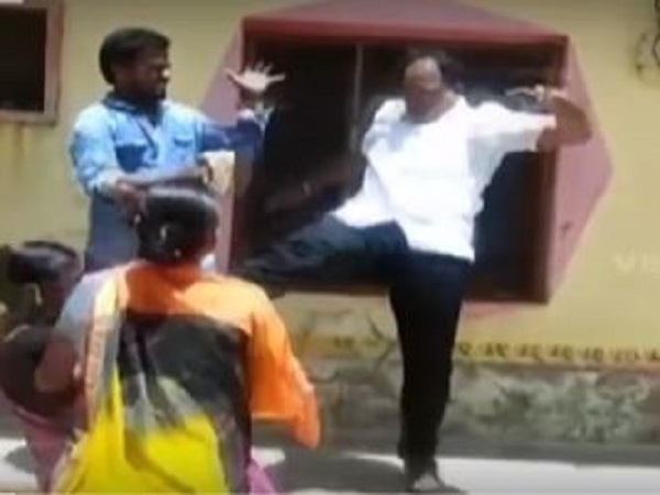 जमीन विवाद का है मामला