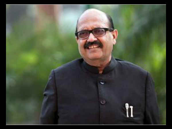 अमर सिंह ने साधा मुलायम-अखिलेश पर निशाना