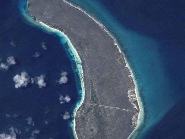 सेशेल्‍स में मिलिट्री बेस का विरोध 