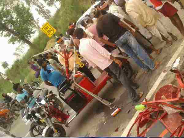 Three people died in accident going to attend a funeral in Bahraich