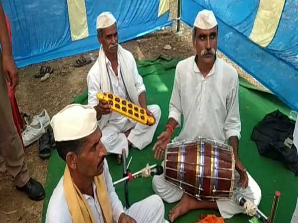 farrukhabad jail there is a team of singers farrukhabad jail there is a team of singers