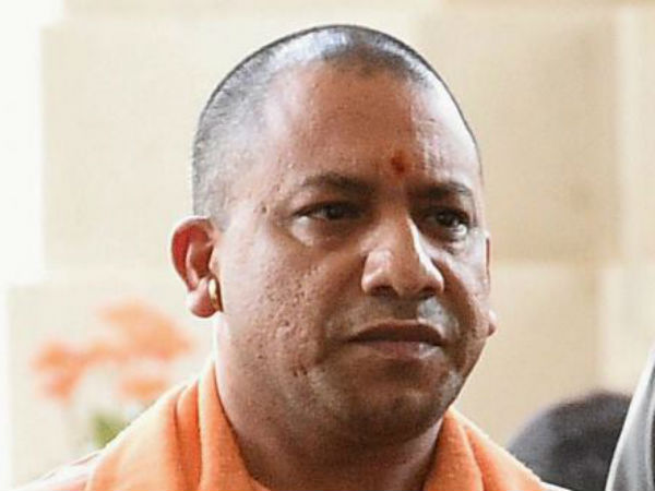 सीएम योगी आदित्यनाथ के पीछे पड़ा 'नोएडा' का मनहूस साया? सीएम योगी आदित्यनाथ के पीछे पड़ा 'नोएडा' का मनहूस साया?