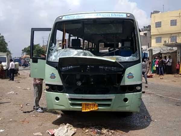 Students disrupted for their bad result in Bihar Students disrupted for their bad result in Bihar