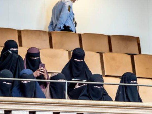 छह माह तक की कैद 