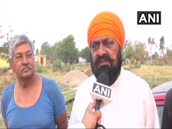 पाकिस्तान द्वारा सुबह 2.30 बजे से फायरिंग की जा रही है