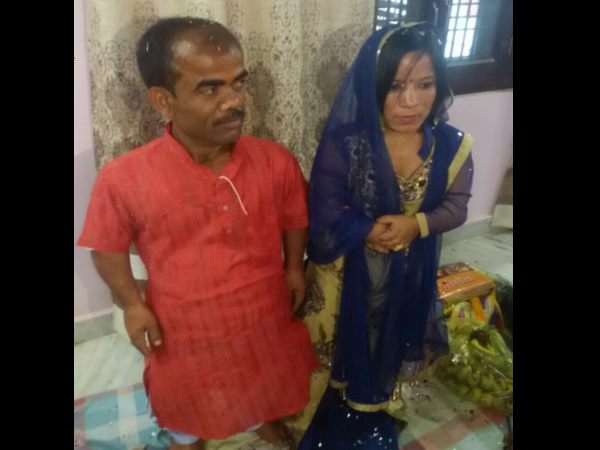 33 इंच की हैं वधू सारिका मिश्रा