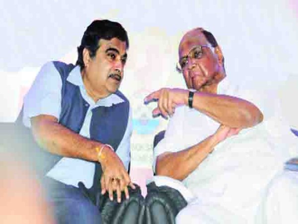 पुणे में हुई दोनों नेताओं की मीटिंग