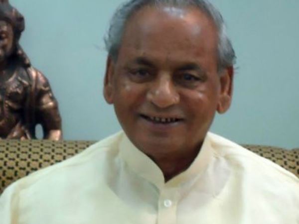 जो समाज राजनीति में पिछड़ जाता है, उसकी दो कौड़ी की इज्जत रह जाती जो समाज राजनीति में पिछड़ जाता है, उसकी दो कौड़ी की इज्जत रह जाती