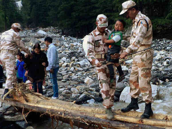 आईटीबीपी ने बचाई कई जानें आईटीबीपी ने बचाई कई जानें