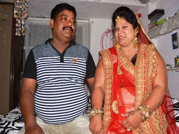 पिता के इलाज के बीच हुआ दोनों में प्यार