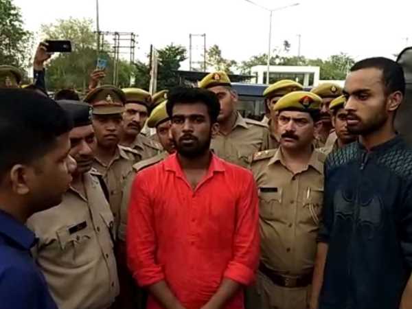 पुलिस ने किया गिरफ्तार