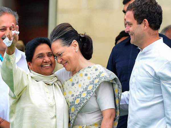 कांग्रेस को क्यों नहीं किया जा रहा शामिल?