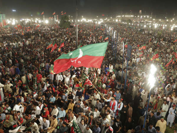 पिछले वर्ष हुई थी सबसे बड़ी गिरावट पिछले वर्ष हुई थी सबसे बड़ी गिरावट