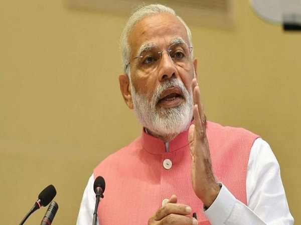 पीएम मोदी ने भी बोला कांग्रेस पर हमला