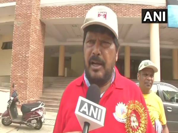 महाराष्ट्र में नहीं है आरपीआई का कोई विधायक महाराष्ट्र में नहीं है आरपीआई का कोई विधायक