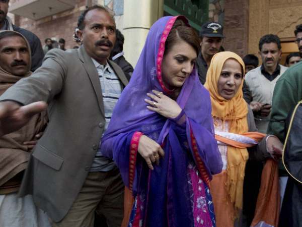 किताब को बताया झूठ का पुलिंदा