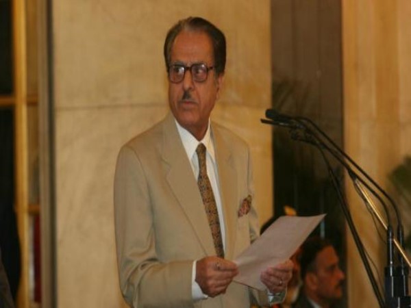 सैफुद्दीन सोज ने की थी मुशर्रफ की तारीफ