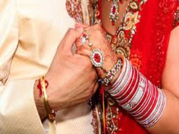  शादी से कर दिया इंकार, ना करने की जिद पर अड़ी
