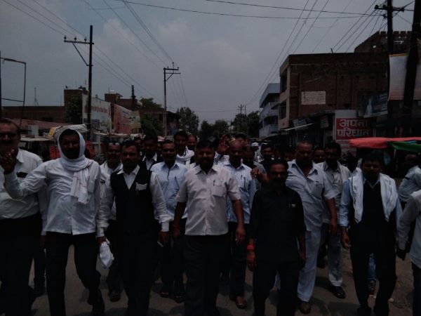 देशव्यापी आंदोलन की चेतावनी देशव्यापी आंदोलन की चेतावनी