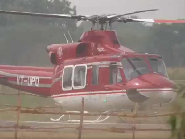 A woman fainted after trying to meet CM Yogi in Mainpuri