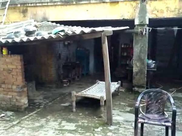 a poor boy nishu kumar from Muzaffarnagar selected in national football team a poor boy nishu kumar from Muzaffarnagar selected in national football team