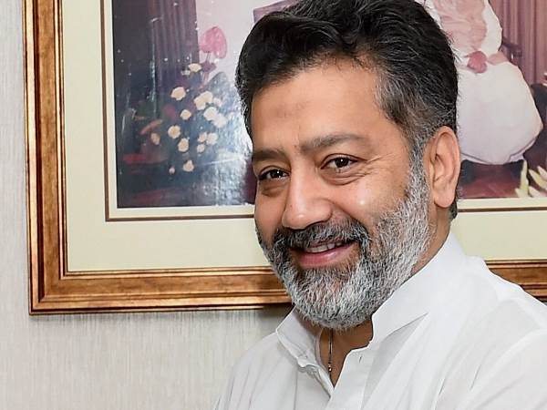 भाई, चाचा, मामा और मूसा मिलकर चला रहे हैं PDP...