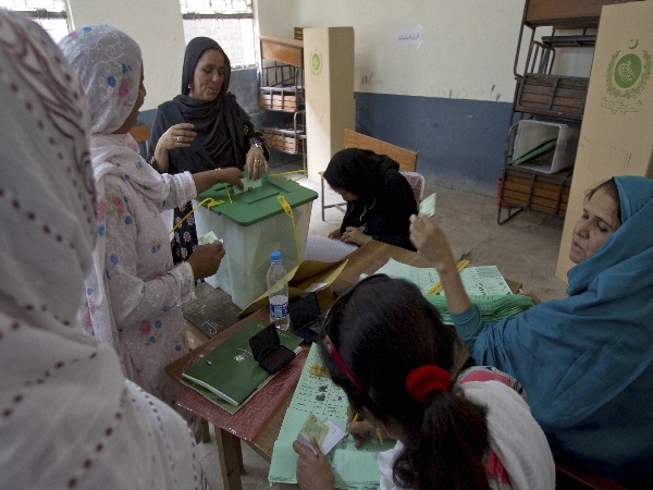 खैबर से लेकर वजीरिस्तान तक पहली बार वोटिंग