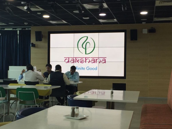 दक्षिणा फाउंडेशन से की पढ़ाई