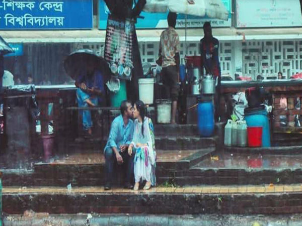 This photo of a Bangladeshi couple kissing in rain went viral – and got the photographer assaulted This photo of a Bangladeshi couple kissing in rain went viral – and got the photographer assaulted