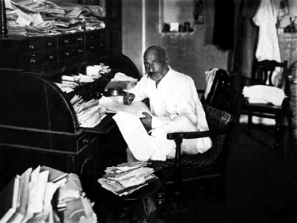 400 पन्‍नों की किताब 'गीता रहस्‍य' लिखी थी 