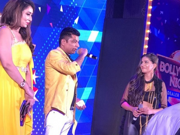 कोलकाता में किया परफॉर्म