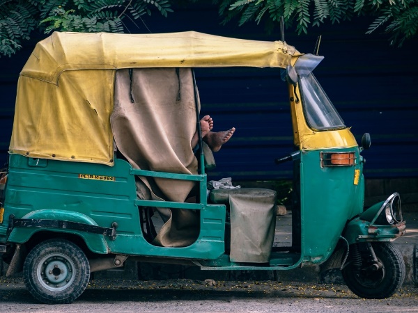 बुजुर्ग दंपति ने मंगलवार को बुक किया था ऑटो