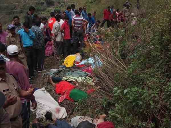 Uttarakhnd Paudi garhwal Dhumakot accident in Pics